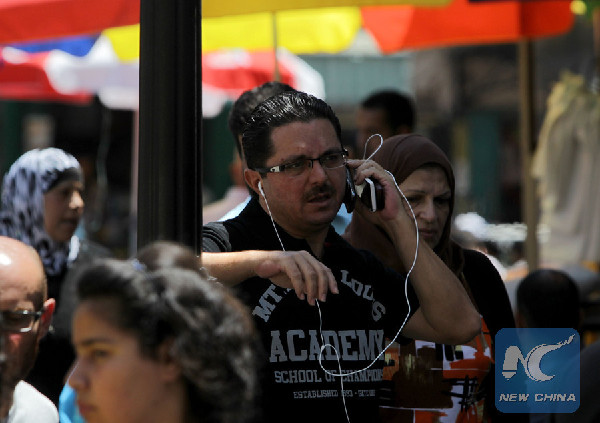 Roundup: After years of talks, Israel allows Palestinians to use 3G mobile services