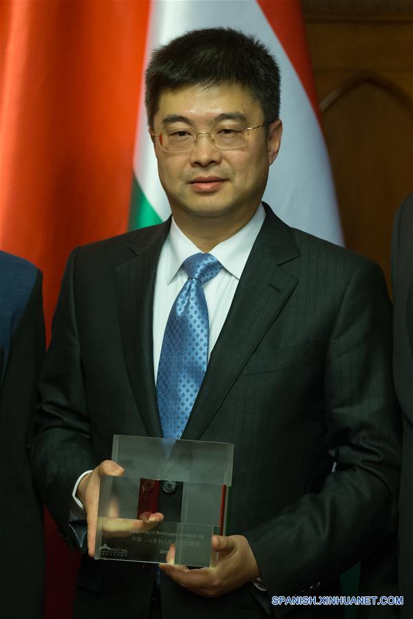 HUNGARY-BUDAPEST-CHINA-FRIENDSHIP AWARDS