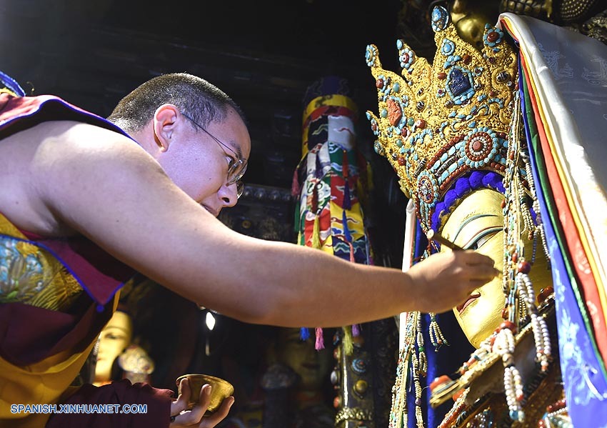 Panchen Lama visita templo de Jokhang en Tíbet Spanish xinhuanet com