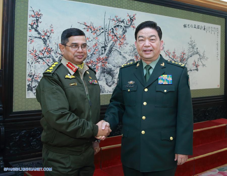 China y Bangladesh se comprometieron a reforzar los vínculos militares durante una reunión entre el ministro de Defensa Nacional chino, Chang Wanquan, y el jefe del Estado Mayor de las fuerzas armadas de Bangladesh, Abu Belal Muhammad Shafiul Huq.