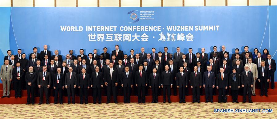（时政）（1）习近平出席第二届世界互联网大会开幕式并发表主旨演讲