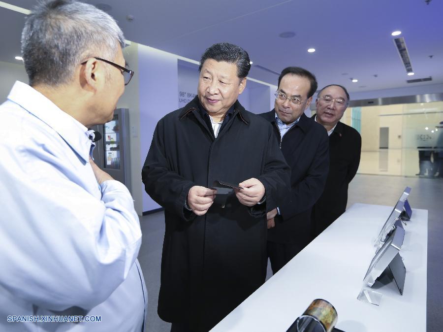 El presidente de China, Xi Jinping, ha enfatizado el nuevo concepto de innovación, coordinación, desarrollo amigable con el medio ambiente, apertura y reparto en el proceso de construcción de una 'sociedad moderadamente próspera en todos los aspectos' para 2020.