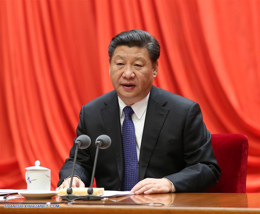 El presidente de China, Xi Jinping, pidió hoy esfuerzos continuos para gobernar estrictamente al Partido Comunista de China (PCCh) y dijo que deben llevarse a cabo una supervisión e inspección disciplinarias fortalecidas.