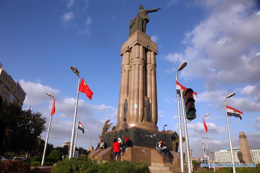 EGYPT-CAIRO-CHINA-NATIONAL FLAGS