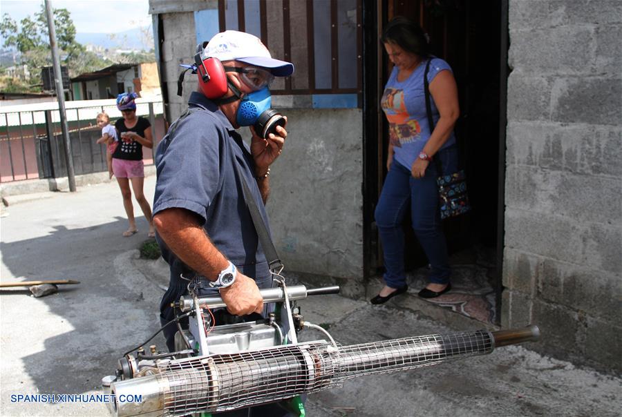 Luego de que la Organización Mundial de la Salud (OMS) decidiera este jueves convocar a un comité de emergencia sobre la situación del virus del zika, la entidad calcula que habría cerca de 4 millones de infectados con este virus en el continente americano.