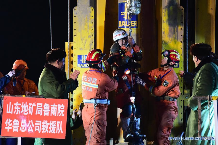 CHINA-SHANDONG-PINGYI-MINERS-RESCUE (CN)