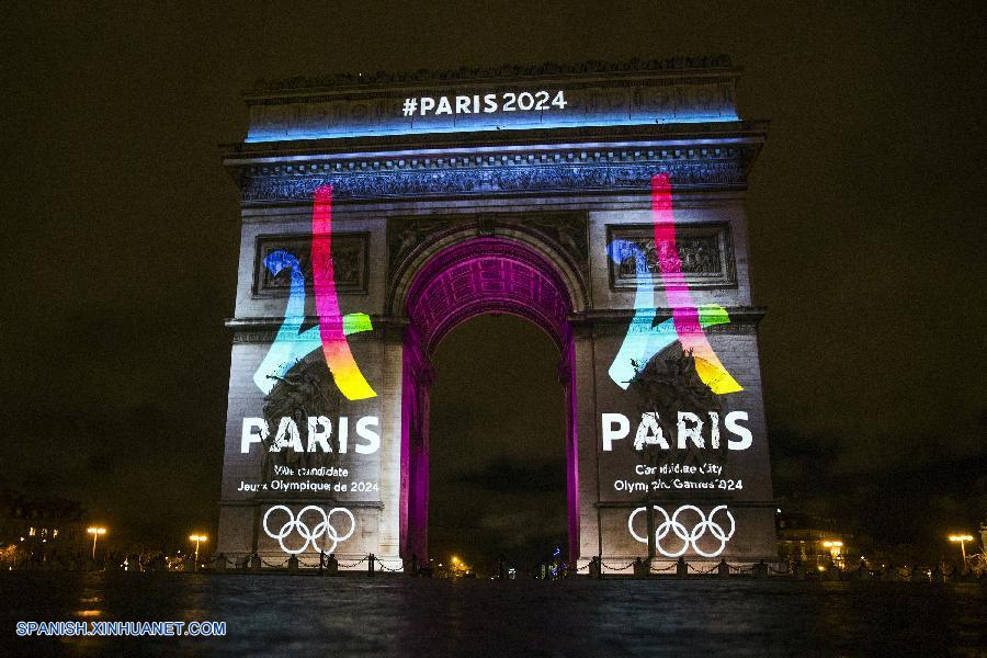 París, la capital francesa, dio a conocer hoy en el Arco del Triunfo el logotipo de su candidatura para ser de la sede de los Juegos Olímpicos y Paralímpicos 2024.