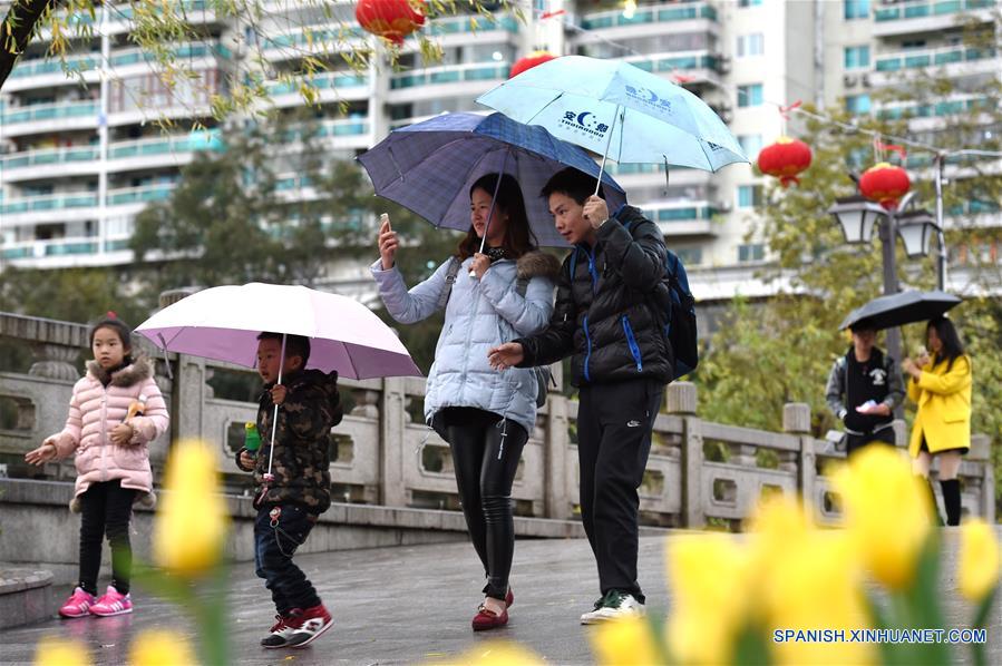 （经济）（1）福建：春节假期旅游总收入首次突破百亿元