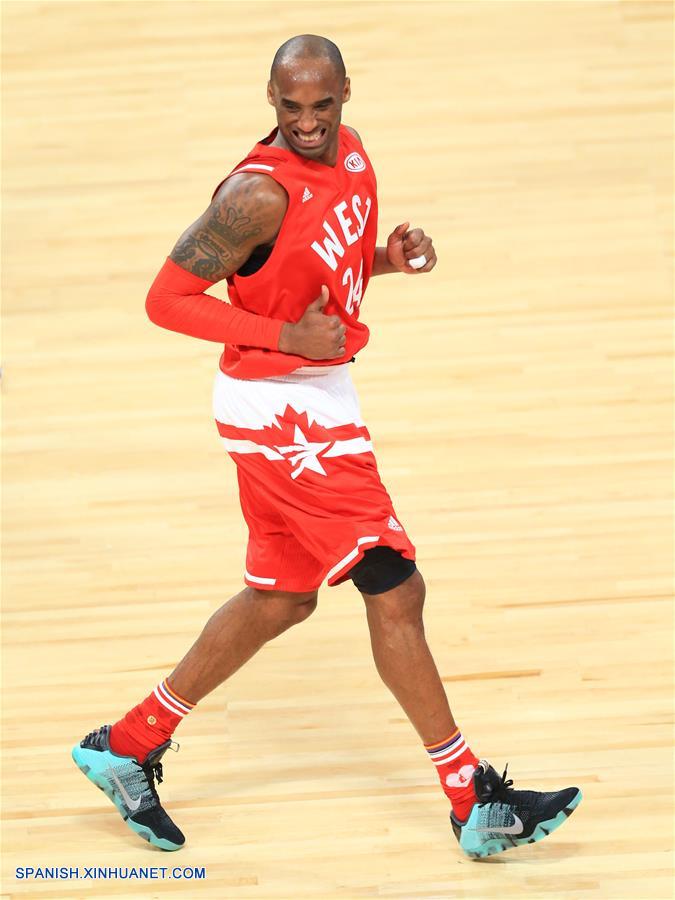 La Conferencia Oeste superó a la Este 196-173 en el primer partido de la estrellas (All-Star) de la NBA disputado fuera de Estados Unidos, concretamente en el Air Canada Center de Toronto, que además fue testigo de varios récords ofensivos.
