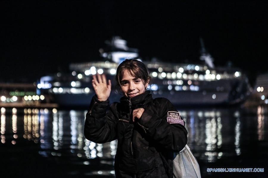 GREECE-PIRAEUS PORT-REFUGEE-ARRIVAL