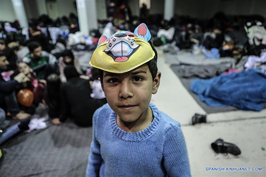 GREECE-PIRAEUS PORT-REFUGEE-ARRIVAL