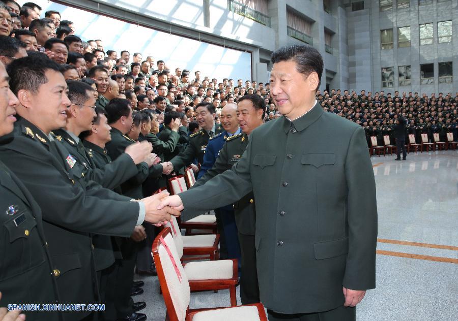 El presidente chino, Xi Jinping, subrayó hoy miércoles la importancia de la formación de oficiales que puedan dirigir conjuntamente las diversas ramas de las fuerzas armadas.