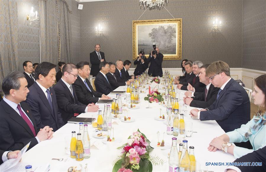 CZECH REPUBLIC-CHINA-XI JINPING-JAN HAMACEK-MEETING 