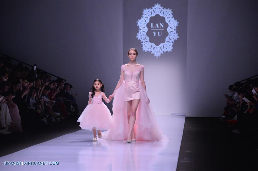 Semana de la moda en Shanghai: Creaciones de Lan Yu