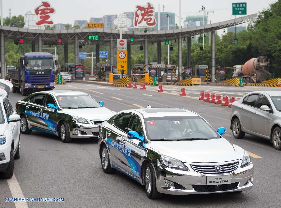 Dos vehículos sin conductor producidos por Chang'an Automobile en China iniciaron hoy martes una prueba de conducción de 2.000 kilómetros desde Chongqing a Beijing.