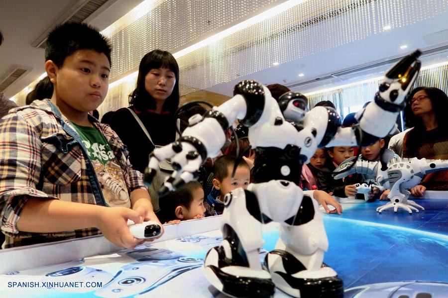 Guangxi: Exposición de robots en Guilin