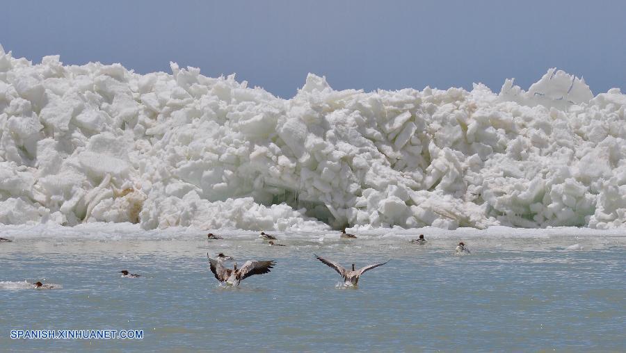 La temporada turística 2016 ha empezado en Nam Co, el lago de agua salada más alto del mundo, ubicado en la región autónoma de Tíbet, al suroeste de China, informó hoy sábado la administración del lago.