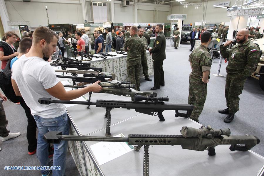 Eslovaquia: Exposición de Tecnología de Defensa (IDEB) en Bratislava