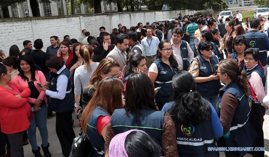 (3)ECUADOR-QUITO-MEDIO AMBIENTE-SISMO