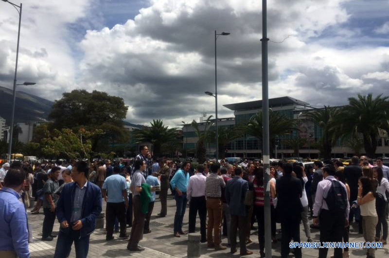 (9)ECUADOR-QUITO-MEDIO AMBIENTE-SISMO