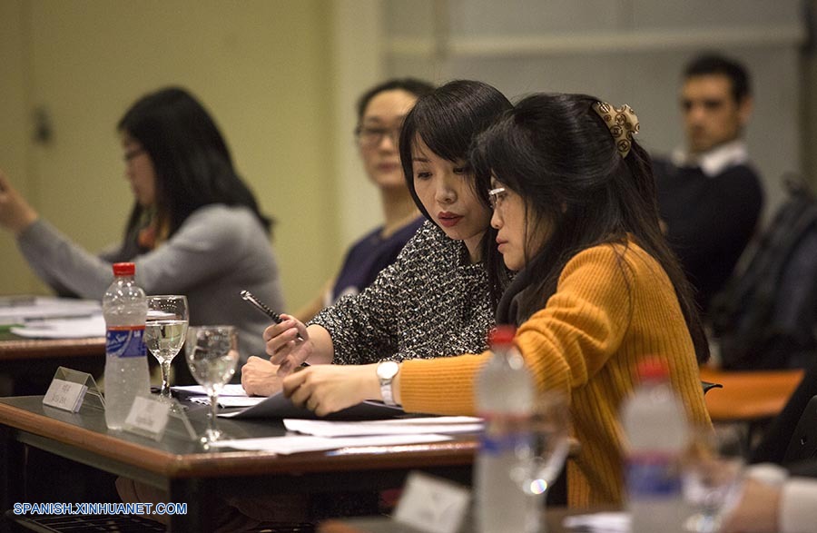 El Instituto Confucio de la Universidad de Buenos Aires (ICUBA) organizó este viernes, con éxito singular, el concurso de oratoria 'Puente Chino', que impulsa y promueve el Ministerio de Educación de China para la enseñanza del idioma mandarín en el exterior (Hanban).