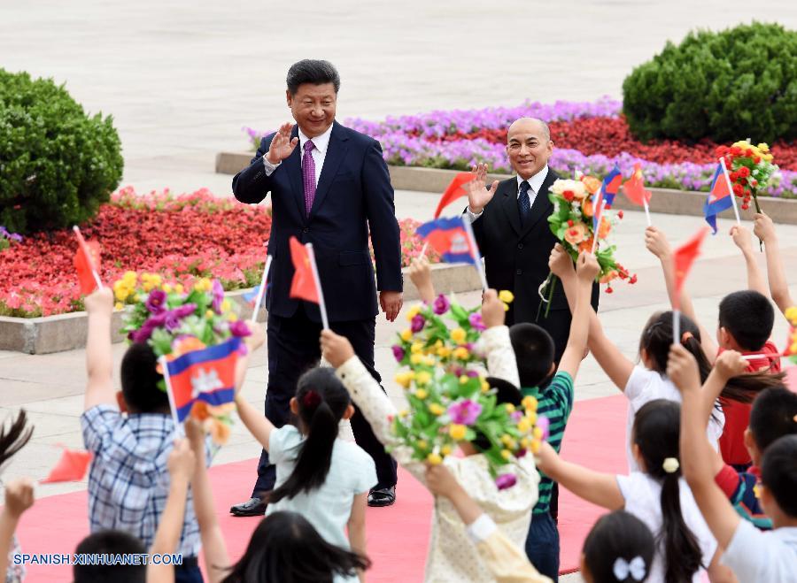 China y Camboya prometieron consolidar su amistad tradicional durante la visita de Estado del rey camboyano Norodom Sihamoni.