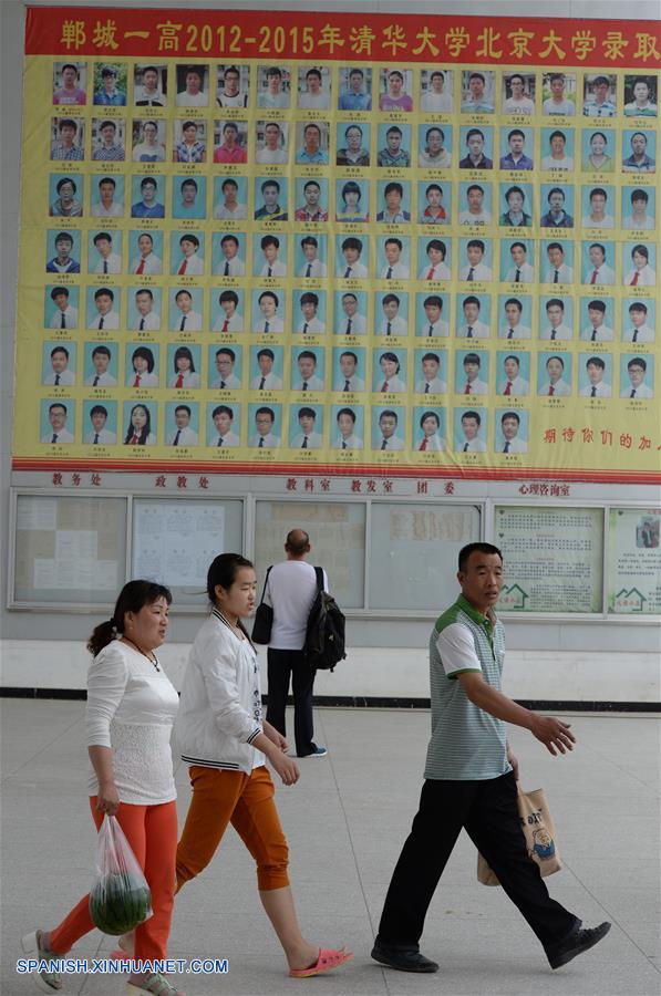 El Ministerio de Educaci&oacute;n de China inst&oacute; a las autoridades locales a prepararse para el pr&oacute;ximo examen de entrada a la universidad, conocido como el 'gaokao' la pr&oacute;xima semana.