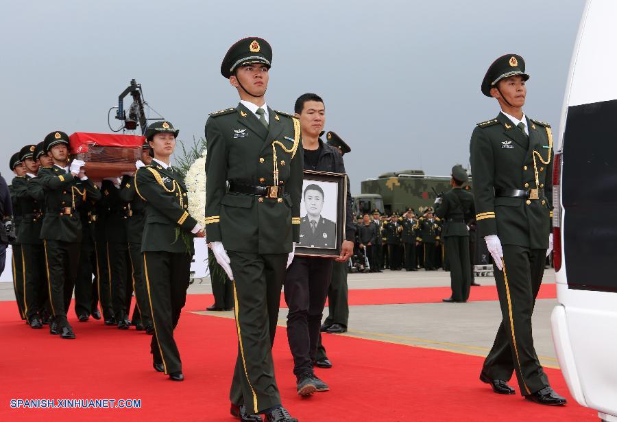 El cuerpo del soldado de las fuerzas de paz Shen Liangliang, que murió en un ataque terrorista en Malí, ha llegado a la ciudad de Changchun, en el noreste de China, hoy jueves por la tarde.