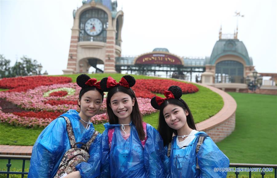 (11)CHINA-SHANGHAI-INDUSTRIA-DISNEYLANDIA