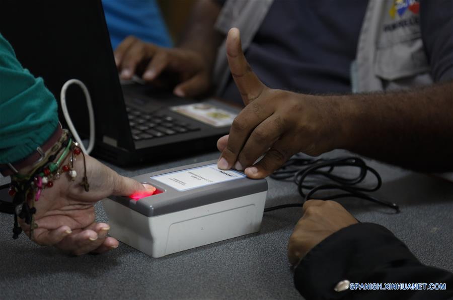 (3)VENEZUELA-CARACAS-POLITICA-REFERENDO