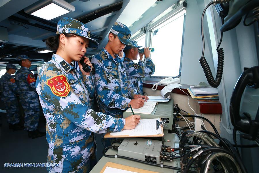 La Marina china realizó este viernes un ejercicio de combate anual en la zona de aguas cerca de la isla de Hainan y las islas de Xisha de China.