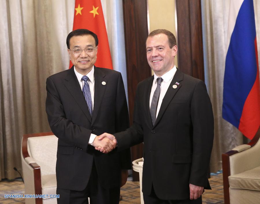 El primer ministro de China, Li Keqiang, condenó hoy un ataque terrorista ocurrido en la ciudad francesa de Niza y pidió reforzar la cooperación económica y comercial entre los países regionales durante la XI Reunión Asia-Europea (ASEM, por sus siglas en inglés) en la capital de Mongolia.