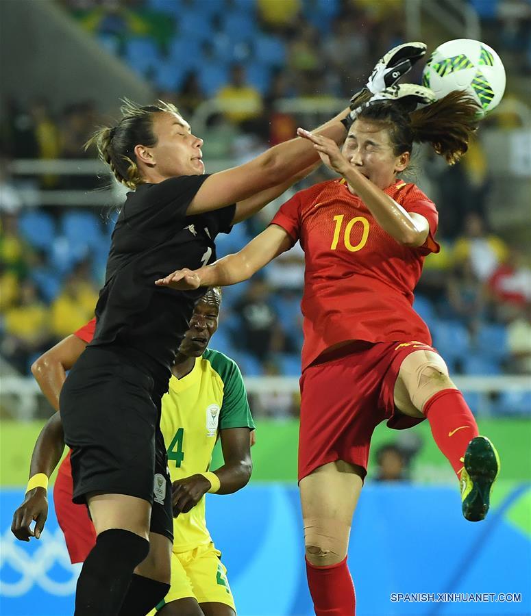 （新华视界）（3）足球——女足小组赛：中国胜南非