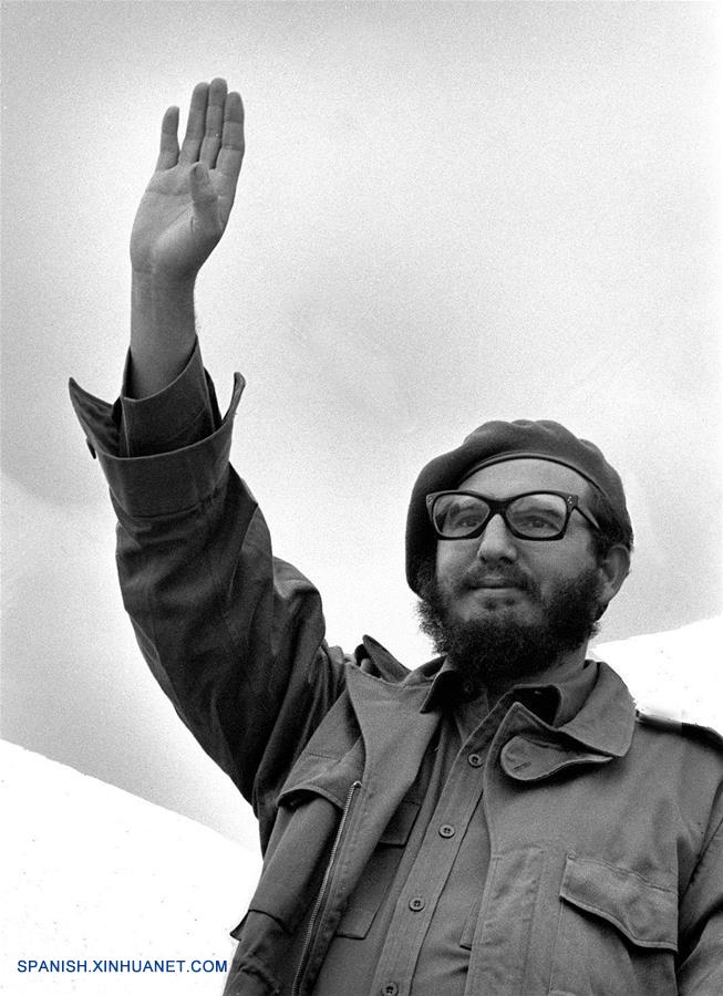 (3)CUBA-HABANA-POLITICA-FIDEL CASTRO-SERIE