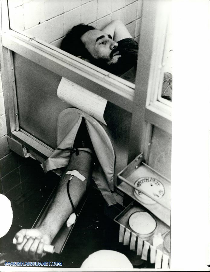 (10)CUBA-HABANA-POLITICA-FIDEL CASTRO-SERIE