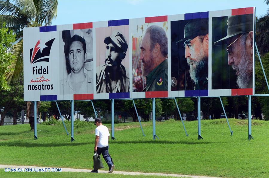 (25)CUBA-HABANA-POLITICA-FIDEL CASTRO-SERIE