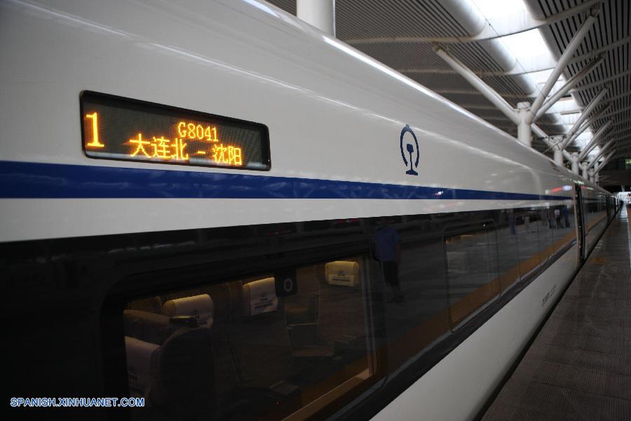 La Corporación de Ferrocarriles de China anunció hoy lunes que sus trenes bala 'de estándar chino', conocidos como unidades múltiples eléctricas (EMU, por las siglas en inglés), han comenzado a operar en la provincia nororiental de Liaoning.
