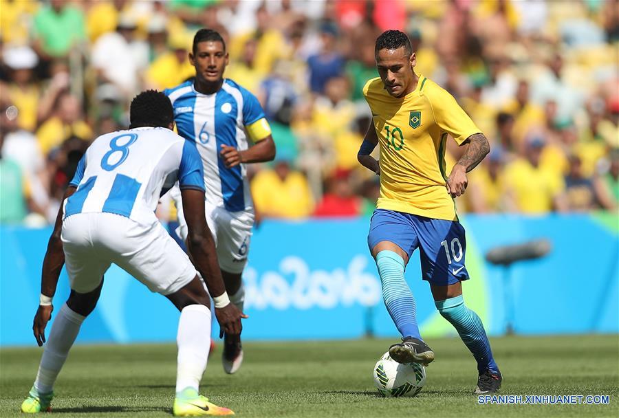 （里约奥运会）（17）足球——男足半决赛：巴西队晋级决赛