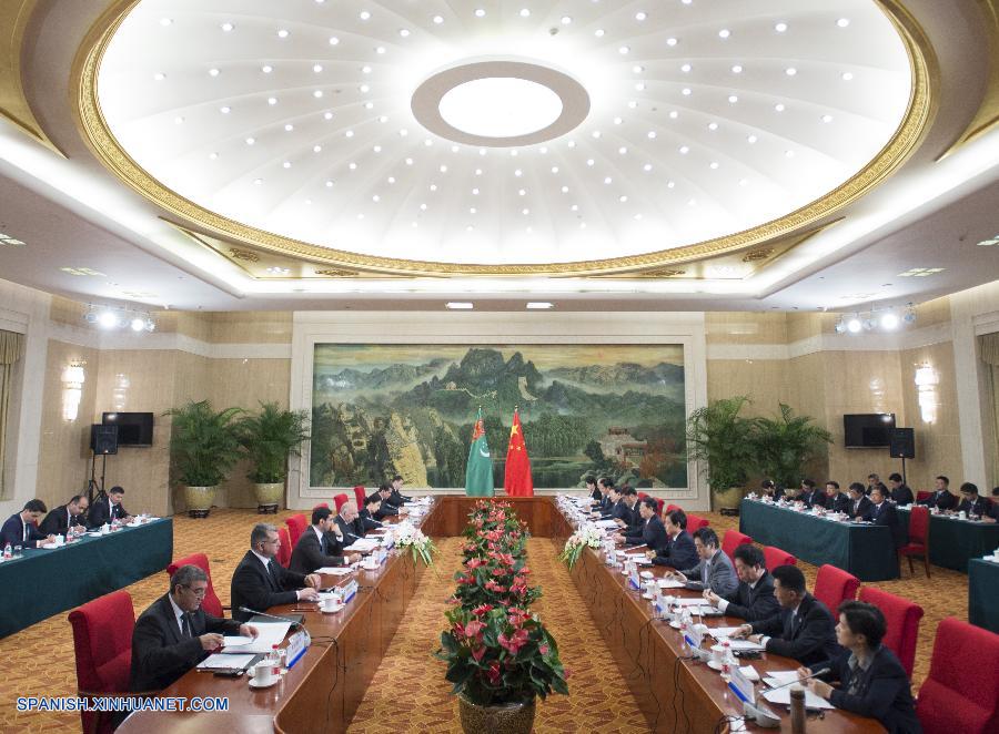 China y Turkmenistán acordaron hoy martes fortalecer su cooperación en los ámbitos de la energía, el comercio, la cultura y la seguridad.