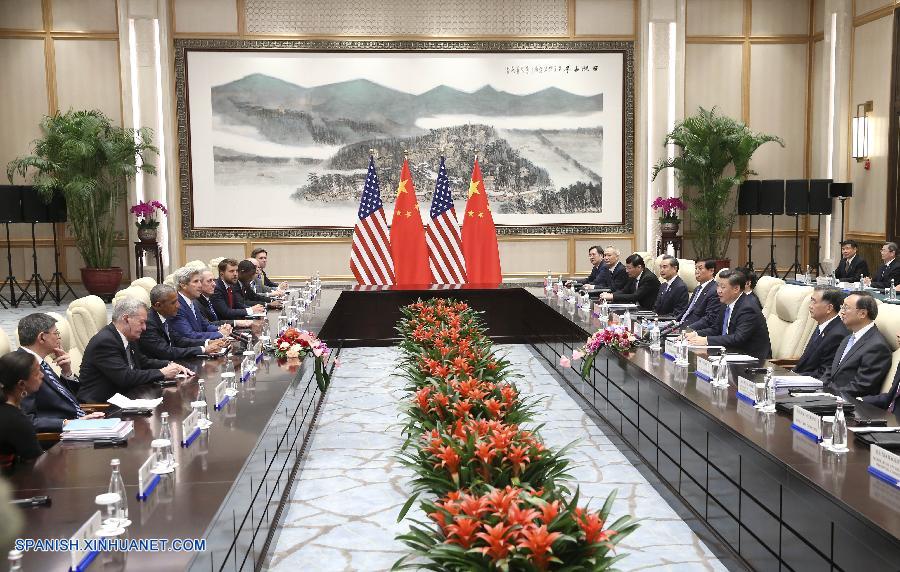 El presidente chino, Xi Jinping, se reunió hoy sábado con su homólogo estadounidense, Barack Obama, en la ciudad oriental china de Hangzhou, en vísperas de la Cumbre del G20.
