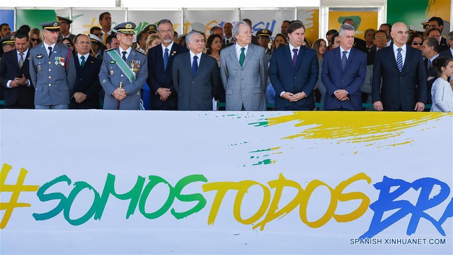 (13)BRASIL-BRASILIA-SOCIEDAD-CONMEMORACION