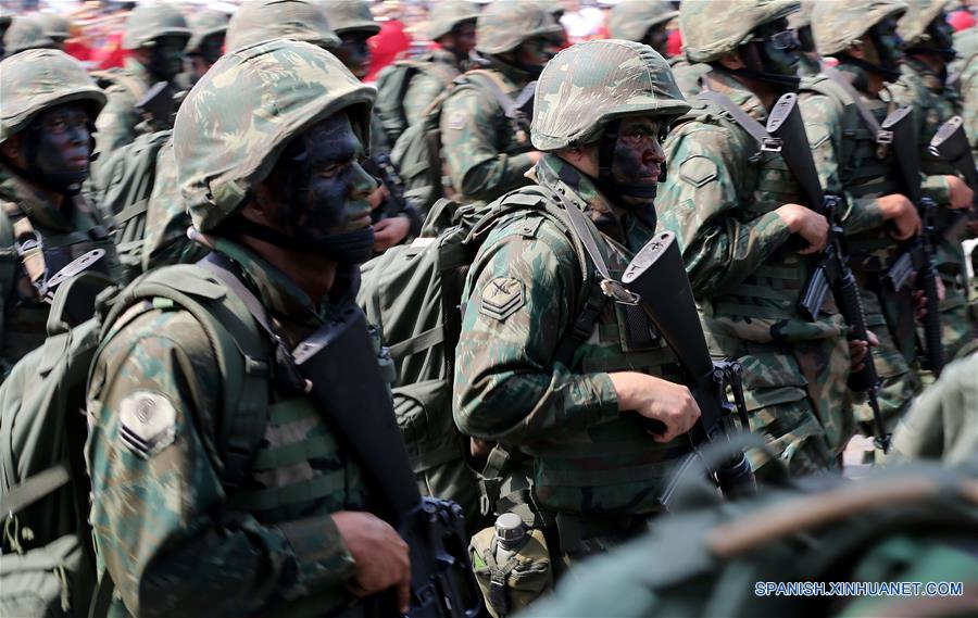 (40)BRASIL-RIO DE JANEIRO-SOCIEDAD-CONMEMORACION