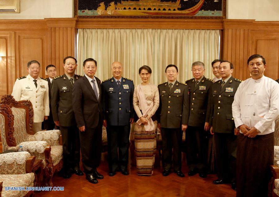 El ej&eacute;rcito chino ampliar&aacute; aun m&aacute;s la confianza mutua, los intercambios y la cooperaci&oacute;n con el ej&eacute;rcito birmano en distintos niveles y diferentes &aacute;mbitos, indic&oacute; hoy un importante oficial militar chino.