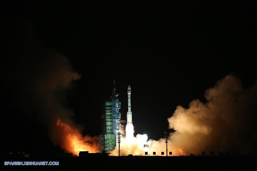 China lanzó hoy al espacio al laboratorio espacial Tiangong-2, como un preparativo para una estación espacial permanente que China planea construir alrededor del 2022.