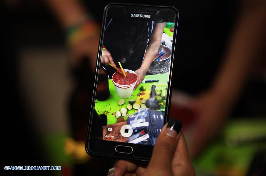 La exposici&oacute;n Expo Michelada 2016 presentar&aacute; una variedad de 50 formas distintas de preparar la cerveza, incluyendo decenas de sabores e ingredientes como frutas y mariscos para aquellos que gustan de experimentar con el sabor de la cerveza.