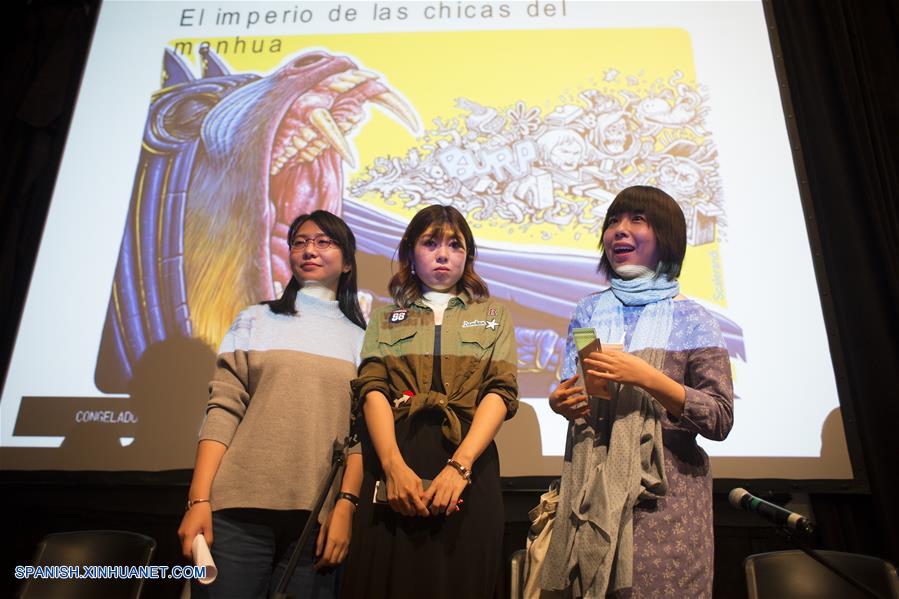 Exposición 'Descubriendo el manhua chino' reúne 230 obras de historieta china, 130 de ellas originales, de doce artistas diferentes.