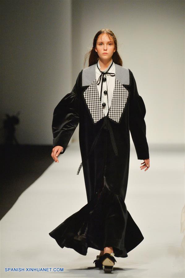 Semana de la Moda de Shanghai: Creaciones de la marca china Awaylee