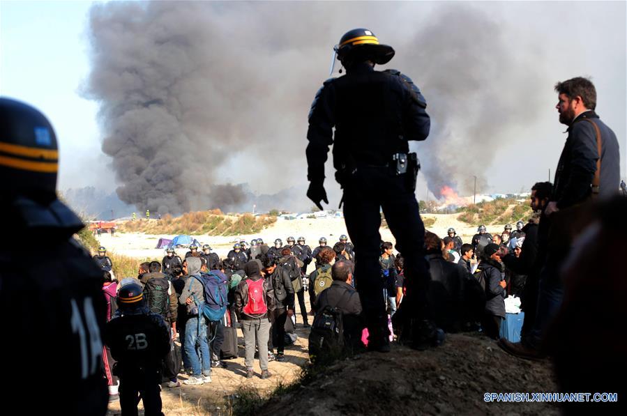 (20)FRANCIA-CALAIS-SOCIEDAD-MIGRACION 