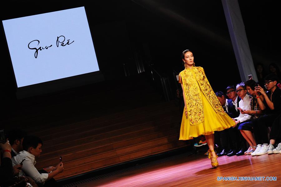 (1)SINGAPUR-SINGAPUR-CHINA-MODA-SEMANA MODA