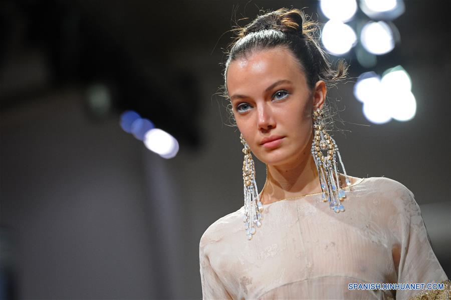 (3)SINGAPUR-SINGAPUR-CHINA-MODA-SEMANA MODA